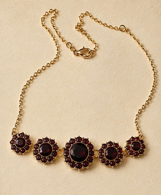 Noir Rosette Garnet Cascade