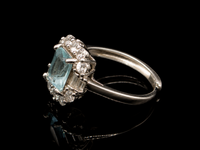 Glacial Halo Ring