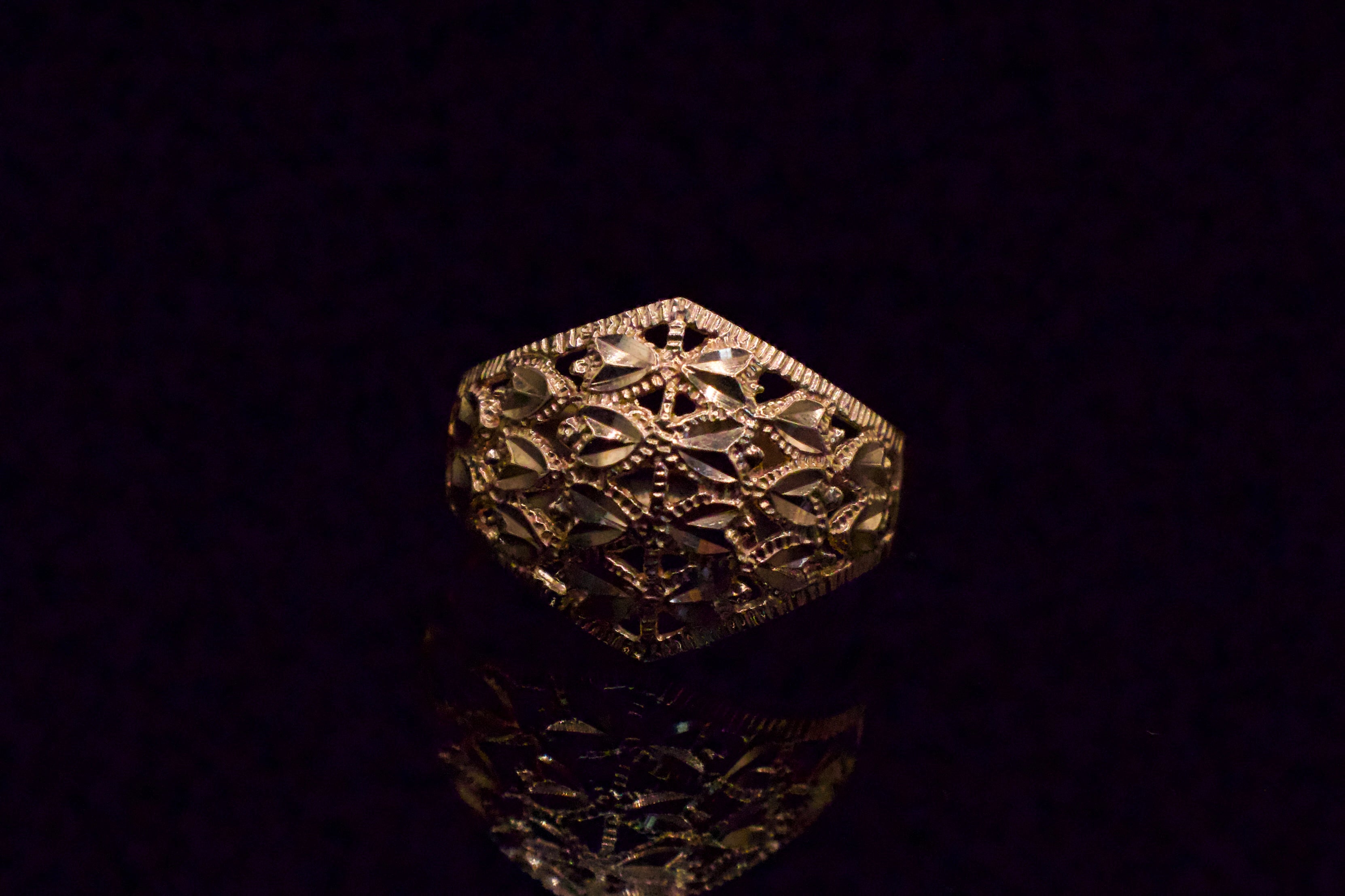 The Versailles Ring